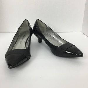 ANNE KLEIN IFLEX MCKINLEY HEELS KITTEN HEELS